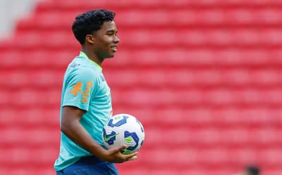 Endrick tem média positiva contra europeus e busca manter escrita contra a França