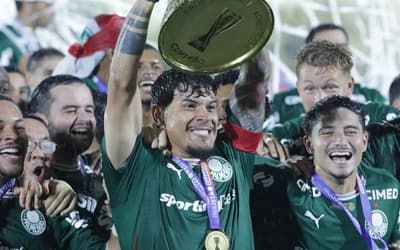 Gustavo Gómez chega ao 13° título e se torna o jogador mais vitorioso da história do Palmeiras