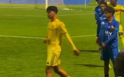 Cristiano Ronaldo Jr. discute com árbitro e leva cartão em clássico na base do Al-Nassr