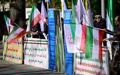 Seleção do Irã quer disputar a Copa do Mundo, mas boicotar os EUA