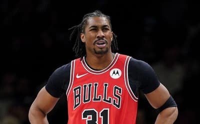 NBA: Bulls dispensa jogador após comentário homofóbico