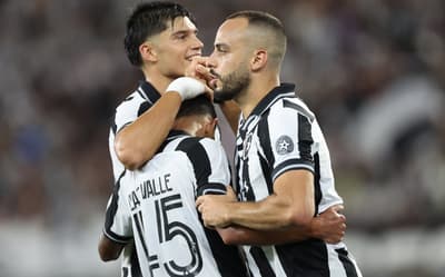 Botafogo deve repetir dupla de ataque para 'decisão' com Barcelona