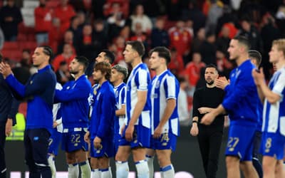 Thiago Silva vira assunto em derrocada do Porto contra o Benfica: 'Era isso que se pedia'