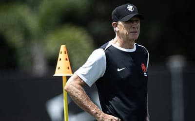 Renato Gaúcho em seu primeiro treino no Vasco (Foto: Matheus Lima/Vasco)