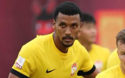 Rezende é anunciado pelo Qingdao West Coast, da China, e deixa Bahia