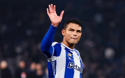 Thiago Silva joga hoje? Veja onde assistir Porto x Sporting
