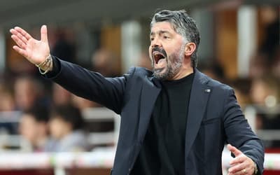 Gattuso acompanha Buffon e deixa comando da seleção italiana