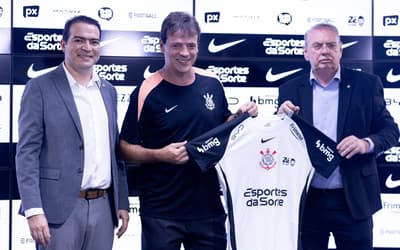 Diniz é apresentado e fala sobre pressão no Corinthians: 'Todo dia é dia de disputar título'