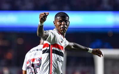 Arboleda tem futuro indefinido no São Paulo (Foto: Roberto Casimiro /Fotoarena/Folhapress) ORG XMIT: 2909633)