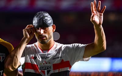 Luciano e Sabino são preservados de treino do São Paulo; Calleri faz repouso em casa