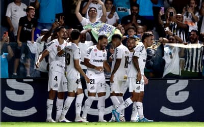 No retorno de Neymar, Santos vence Atlético-MG e se afasta da zona do rebaixamento