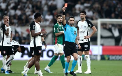 VÍDEO: André é expulso em Corinthians x Palmeiras por gesto obsceno