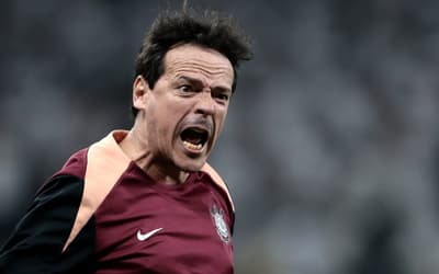 Fernando Diniz vira assunto após Corinthians x Palmeiras: 'Estou incrédulo'