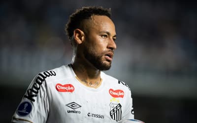 Vídeo: Neymar discute com torcedores do Santos após empate pela Sul-Americana