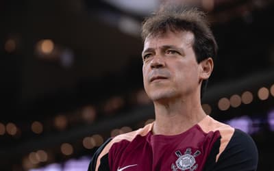 Diniz aposta na solidez defensiva para melhorar situação do Corinthians no Brasileirão