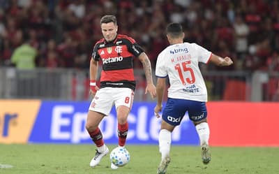 Torcida do Flamengo levanta campanha por Saúl, que vive dificuldade familiar