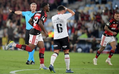 Gols em Flamengo x Vitória chocam torcedores: 'Só pode'