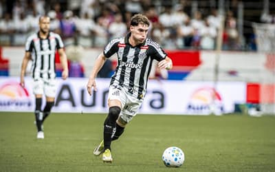 Rollheiser afirma que vitória do Santos escapou 'por um detalhe' e comemora sua atuação