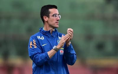 Técnico Paulo Victor avalia primeiros passos à frente da Seleção Brasileira Sub-20