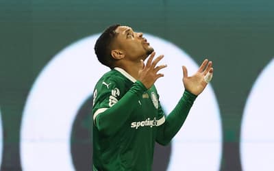 Vitor Roque comemora gol pelo Palmeiras (Foto: Cesar Greco/Palmeiras/by Canon)