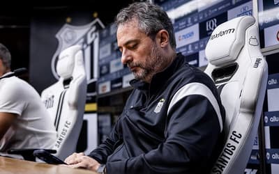 Alexandre Mattos defende Marcelo Teixeira e comenta possibilidade de contratações no Santos