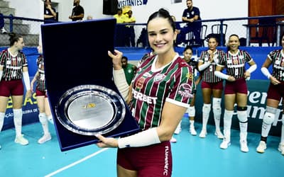 Após queda na Superliga, Lara fala de 'altos e baixos' na campanha do Fluminense