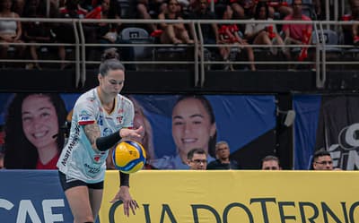 Gabiru vive noite 'à la Fabi' na Superliga Feminina