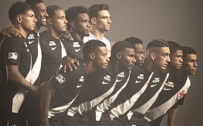 Torcedores do Vasco criticam titular contra o São Paulo: 'Errando tudo'