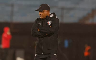 Escalação: São Paulo fecha preparação para pegar o Vitória com quatro desfalques importantes