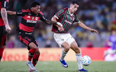 Leitura labial do Fla-Flu mostra indignação de jogador: 'Não pode'