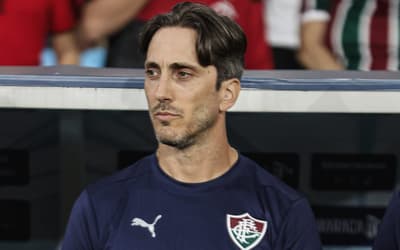 Zubeldía muda escalação do Fluminense para encarar altitude de La Paz