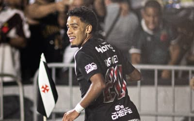 Reforços da 'era Diniz' vivem fases distintas no Vasco