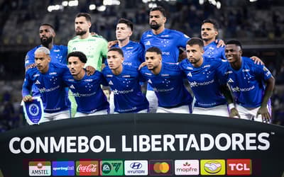 Torcida do Cruzeiro culpa dupla por derrota na Libertadores: 'Parabéns'