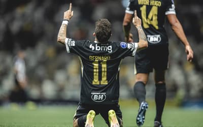 Gesto de Bernard em Atlético-MG x Juventud revolta torcedores: 'Tapa na cara'