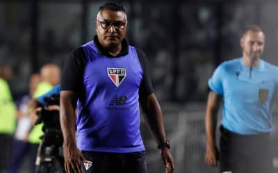 O que pensa a diretoria do São Paulo sobre a pressão da torcida em Roger Machado