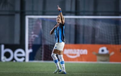 Destaque na bola parada, Pini comanda vitória do Grêmio sobre o Bahia com golaços