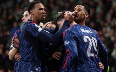 Com assistência brasileira, Arsenal vence jogo de ida das quartas da Champions League