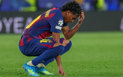 Sem Raphinha, Lamine Yamal tenta carregar o Barcelona, mas sucumbe à noite histórica do Atleti