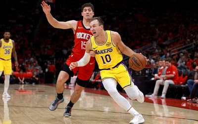 Playoffs da NBA: horário e onde assistir ao vivo aos jogos de hoje (26/04/2026)