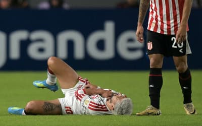 Arrascaeta, do Flamengo, se pronuncia pela primeira vez após cirurgia