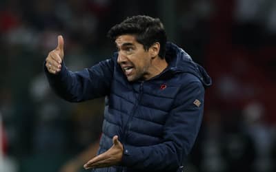 Torcedores do Palmeiras questionam escalação do time na Libertadores: 'De novo?'