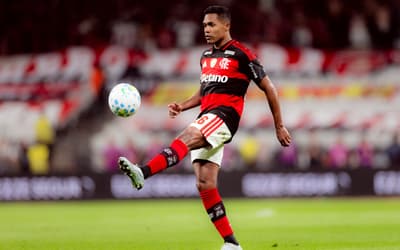 Flamengo monitora mercado por reforço na lateral-esquerda