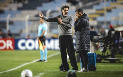 Domínguez lamenta erros decisivos, mas elogia jovens do Atlético: 'Aproveitaram as chances'