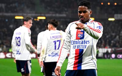 Entre altos e baixos, Endrick volta a ser decisivo no Lyon e ganha destaque na Europa
