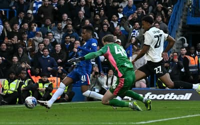 Europeus reagem a prêmio de Estevão em goleada do Chelsea: 'Simplesmente'