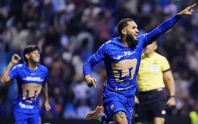 Ex-Flamengo volta a marcar e garante time nas quartas do Campeonato Mexicano; veja gol