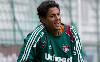 Santos 0 x 1 Fluminense no Brasileirão 2010; Neymar, Robinho e Ganso param no campeão