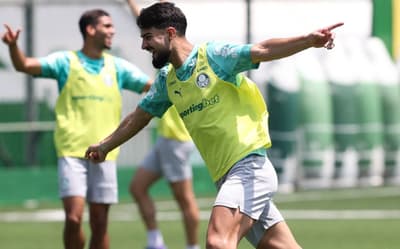 Flaco López alcança marca pelo Palmeiras e comemora momento: 'Feliz e orgulhoso'