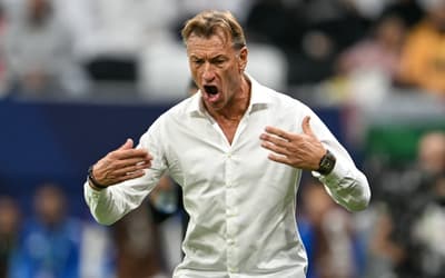 Arábia Saudita demite técnico a menos de dois meses da Copa do Mundo