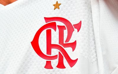 Flamengo lança novo uniforme branco para 2026; veja fotos